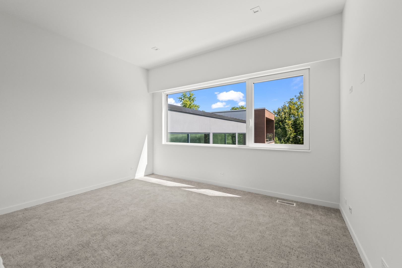 711 Becker Road, Glenview, IL 60025