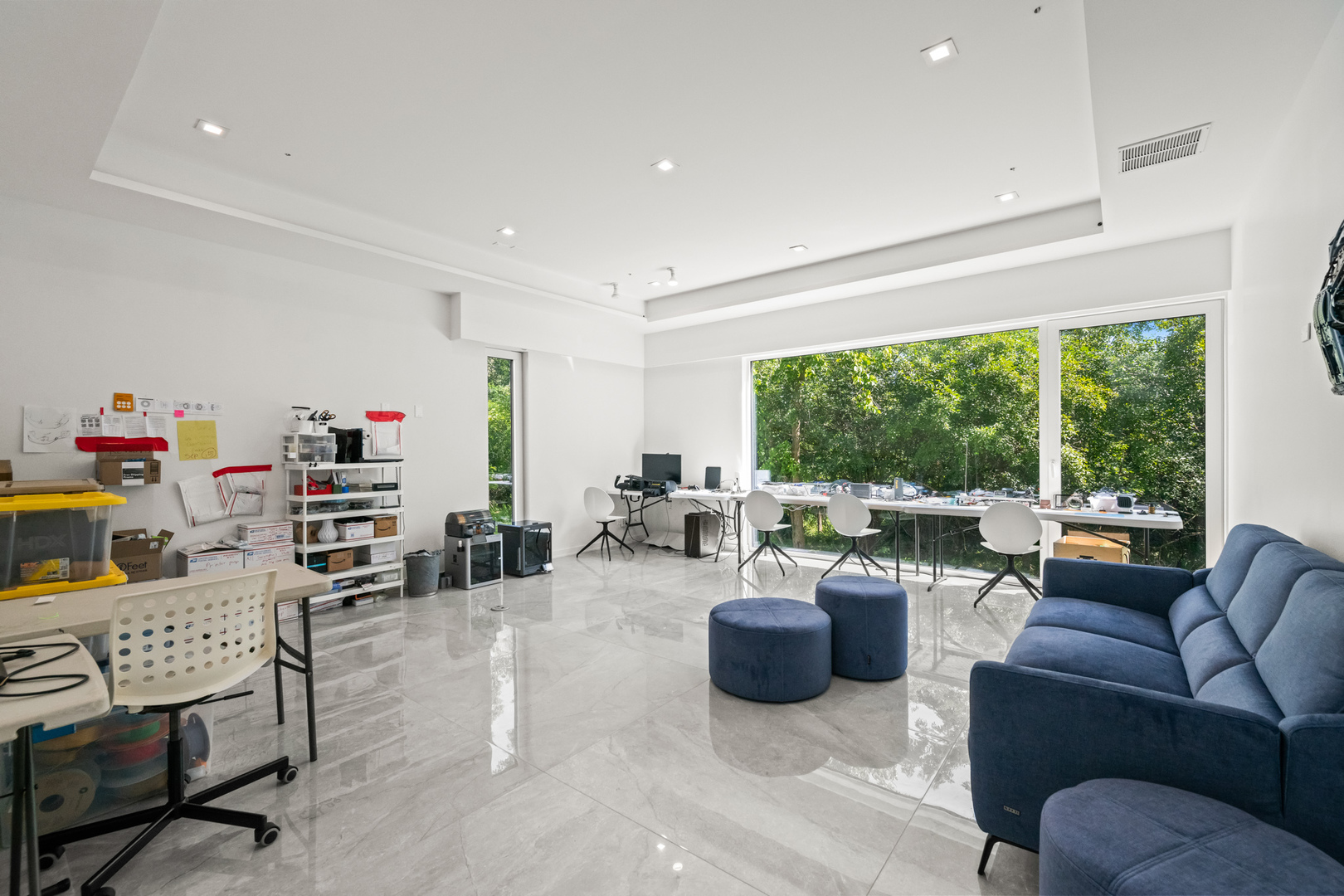 711 Becker Road, Glenview, IL 60025