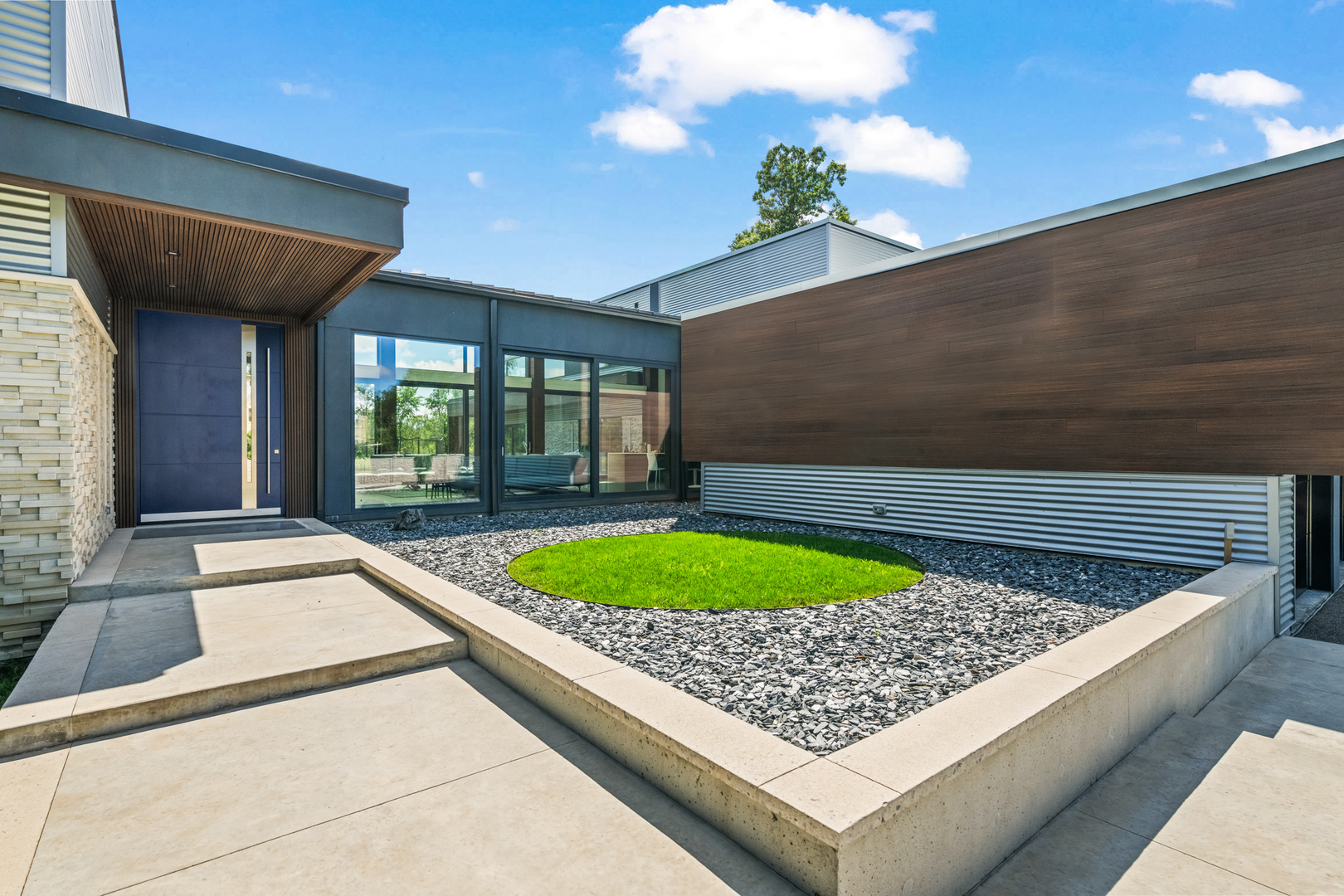 711 Becker Road, Glenview, IL 60025