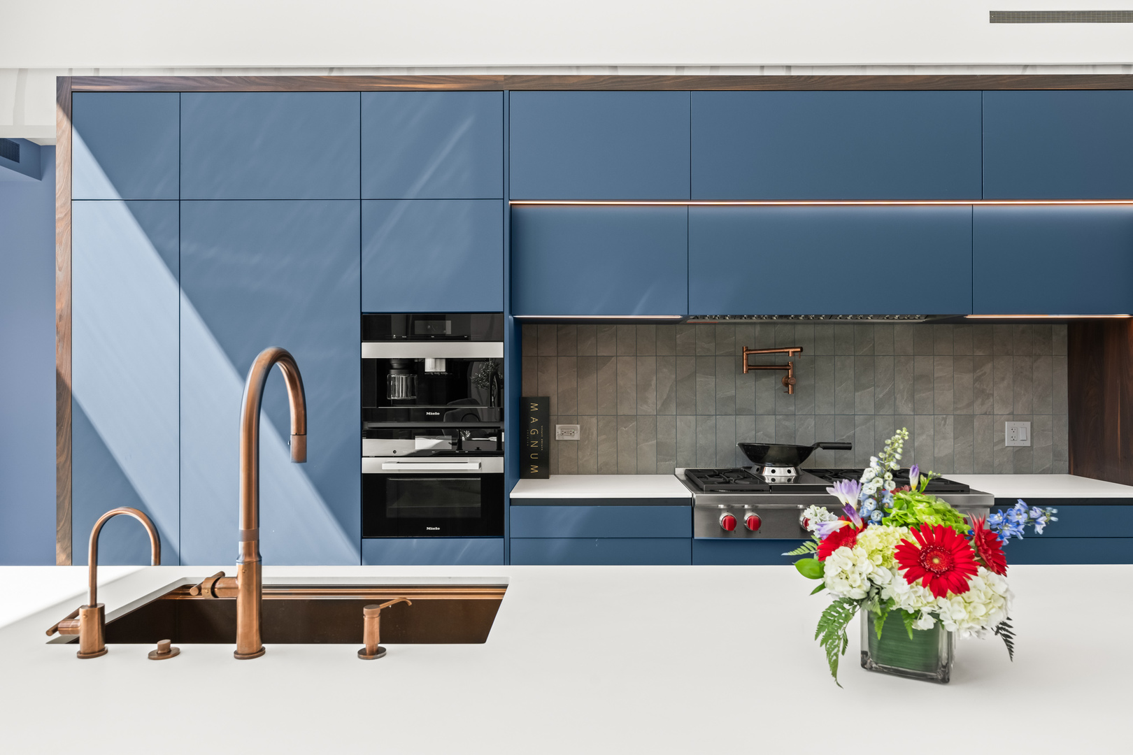 711 Becker Road, Glenview, IL 60025