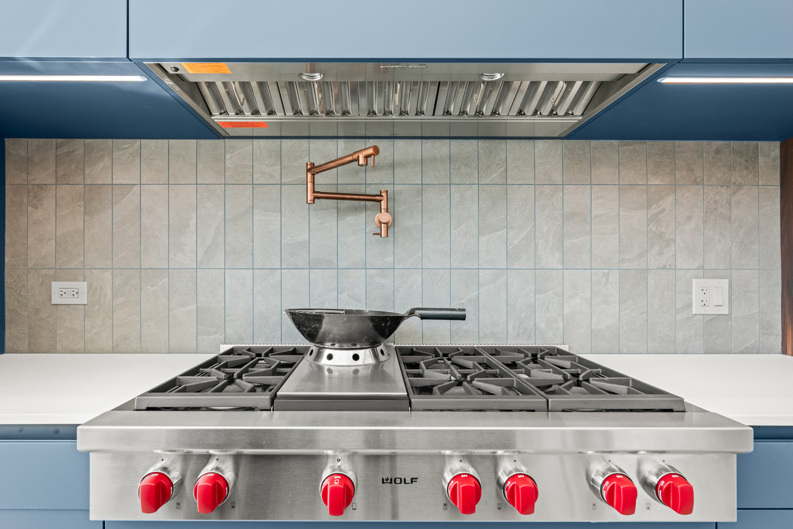 711 Becker Road, Glenview, IL 60025