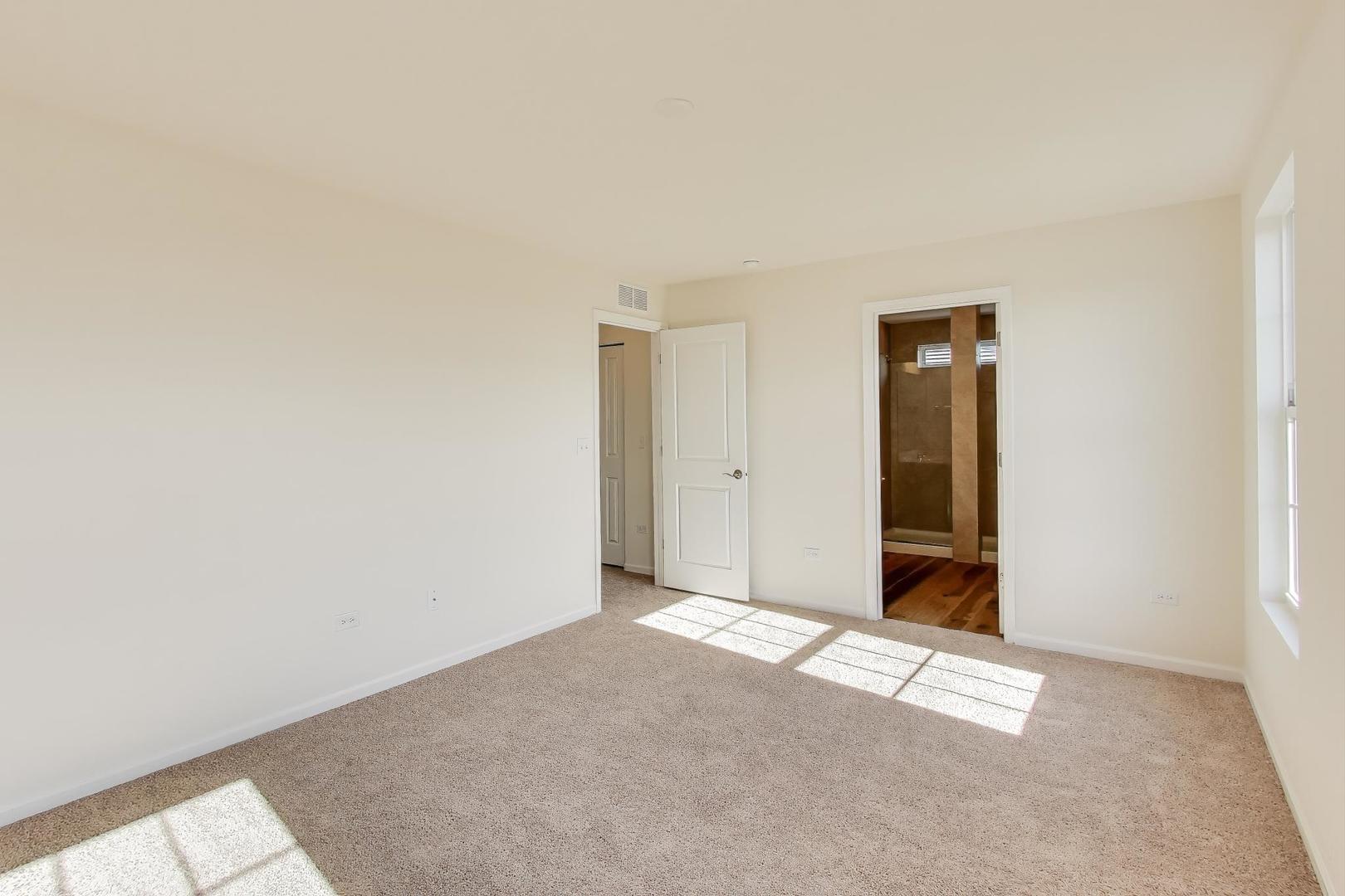 1003 Celebration Drive, Aurora, IL 60504