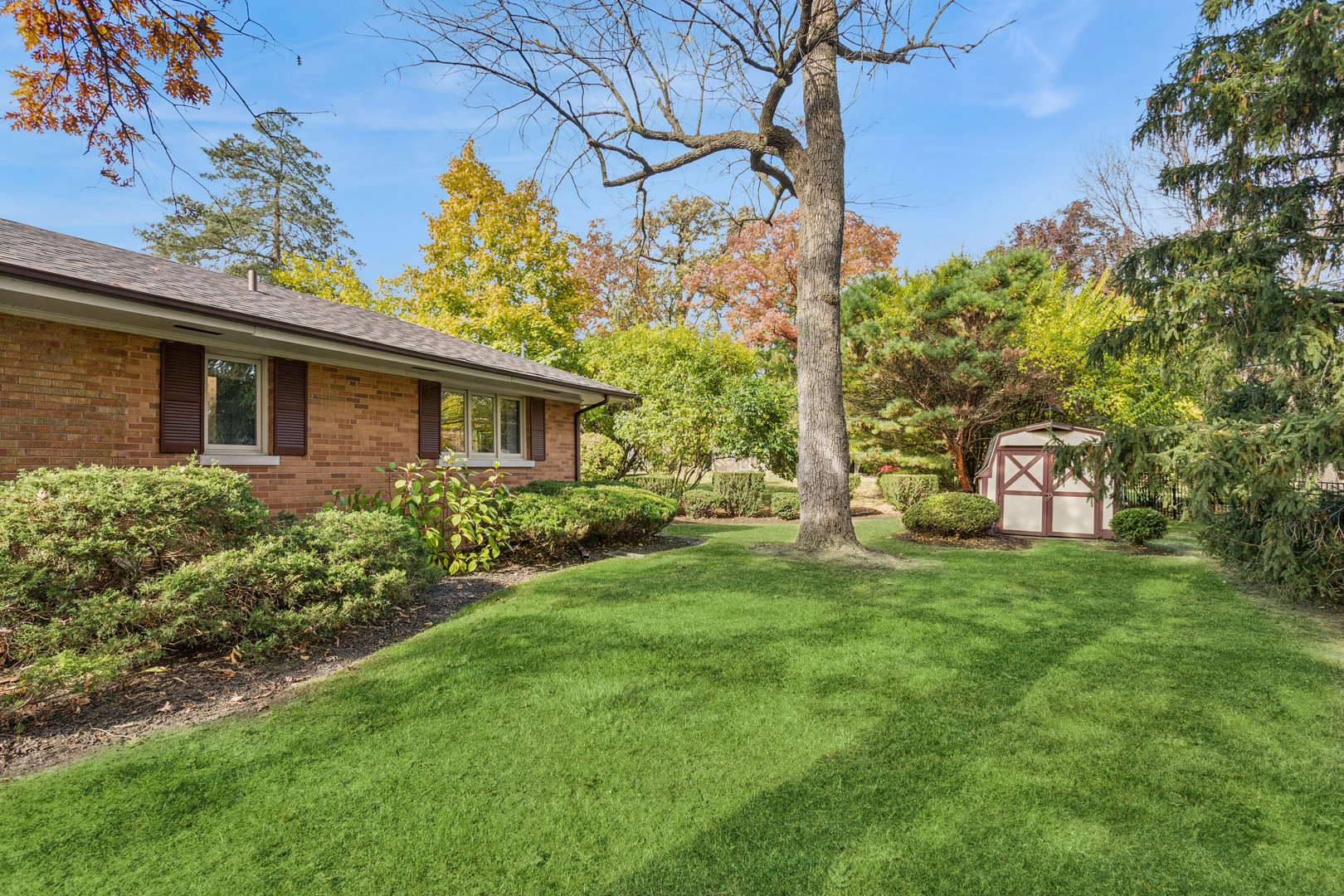 23W134 Mulberry Lane, Glen Ellyn, IL 60137