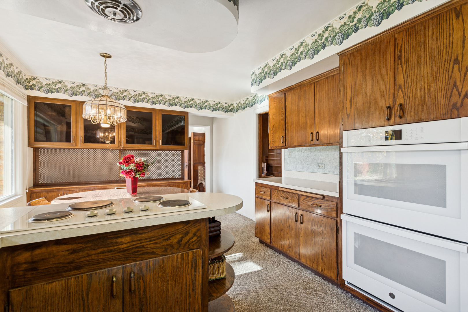 23W134 Mulberry Lane, Glen Ellyn, IL 60137