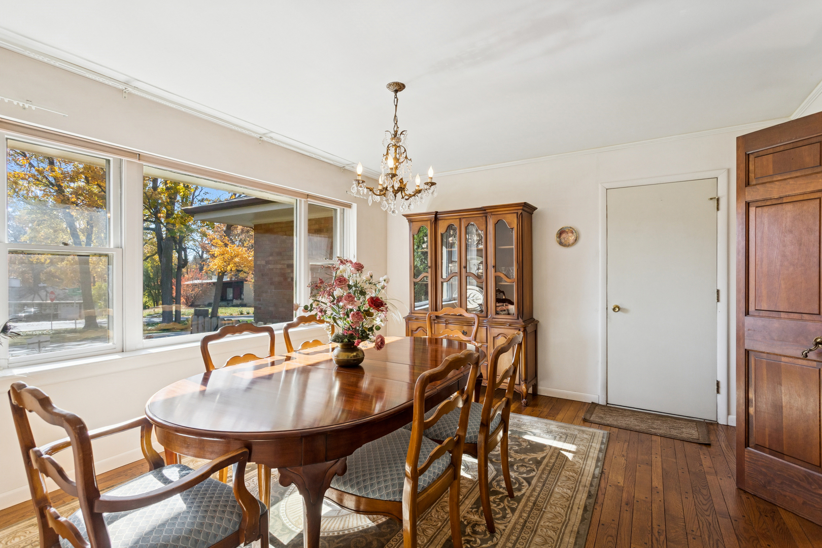 23W134 Mulberry Lane, Glen Ellyn, IL 60137