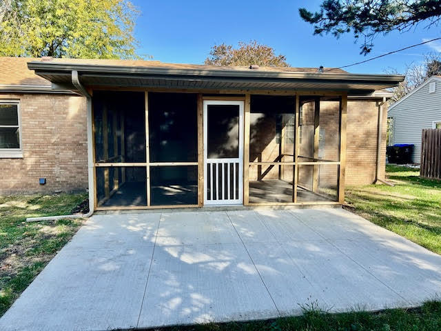 1011 Monroe Drive, Bloomington, IL 61701