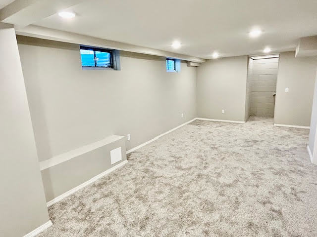 1011 Monroe Drive, Bloomington, IL 61701