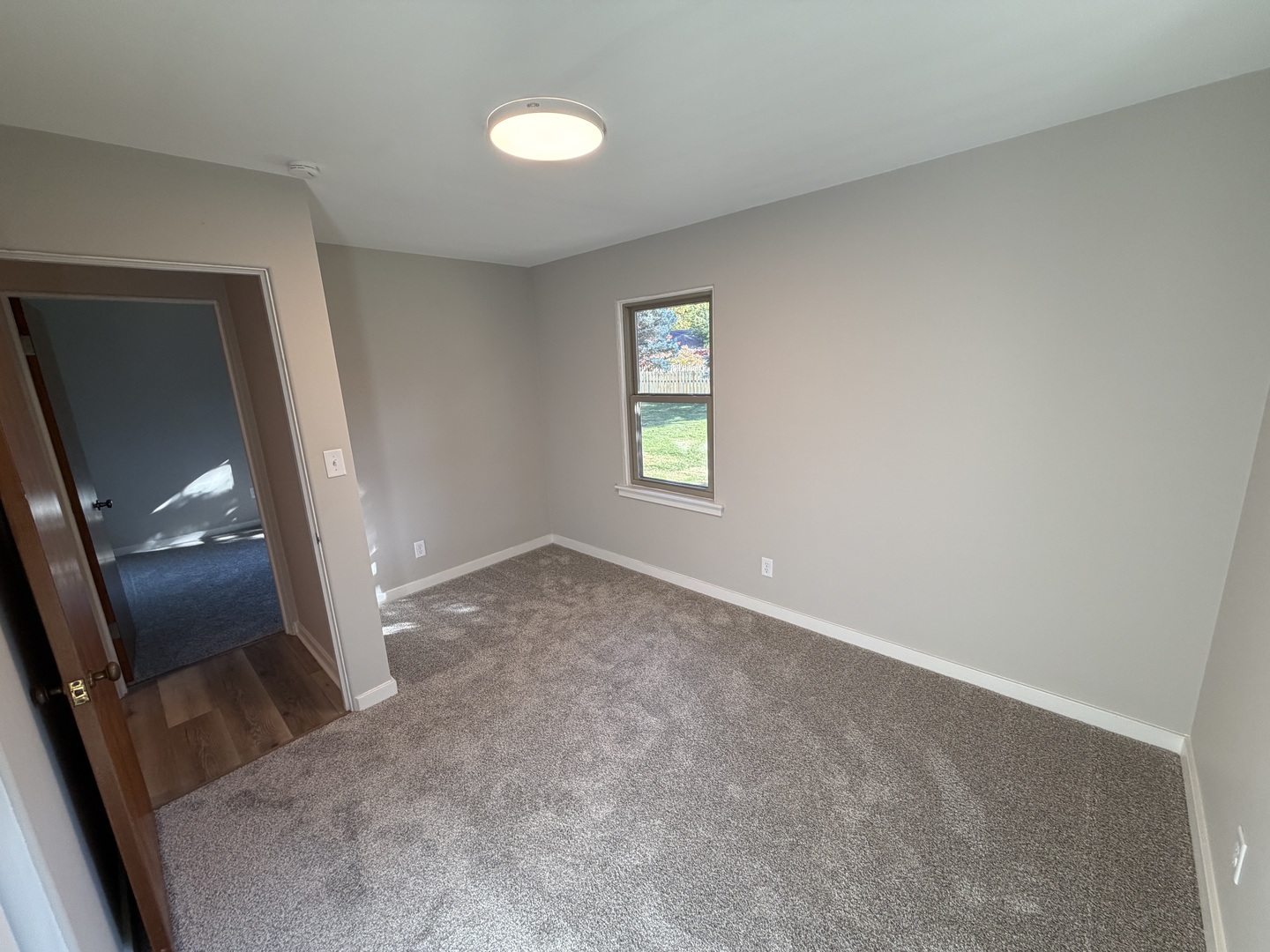 1011 Monroe Drive, Bloomington, IL 61701