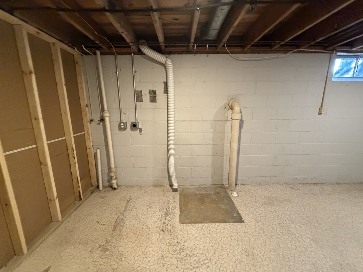 1011 Monroe Drive, Bloomington, IL 61701