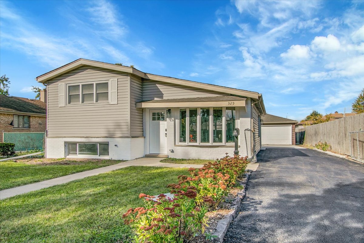 329 E Jefferson Street, Bensenville, IL 60106