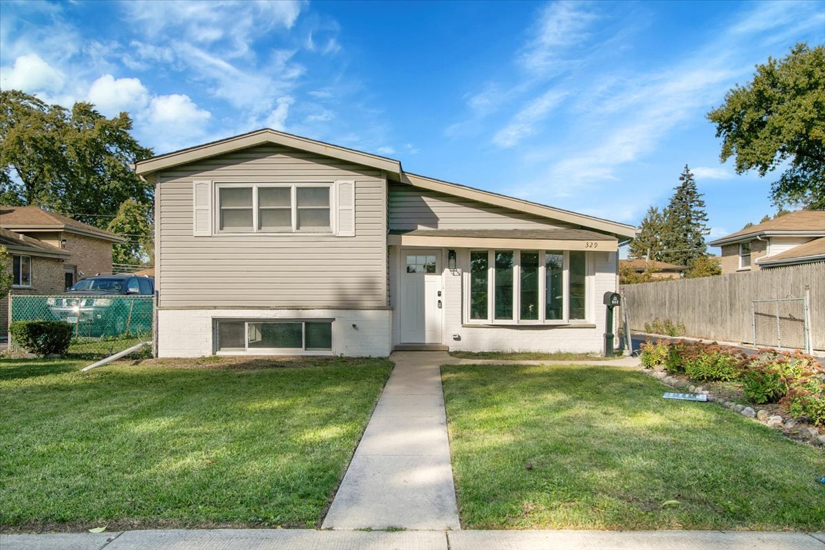 329 E Jefferson Street, Bensenville, IL 60106