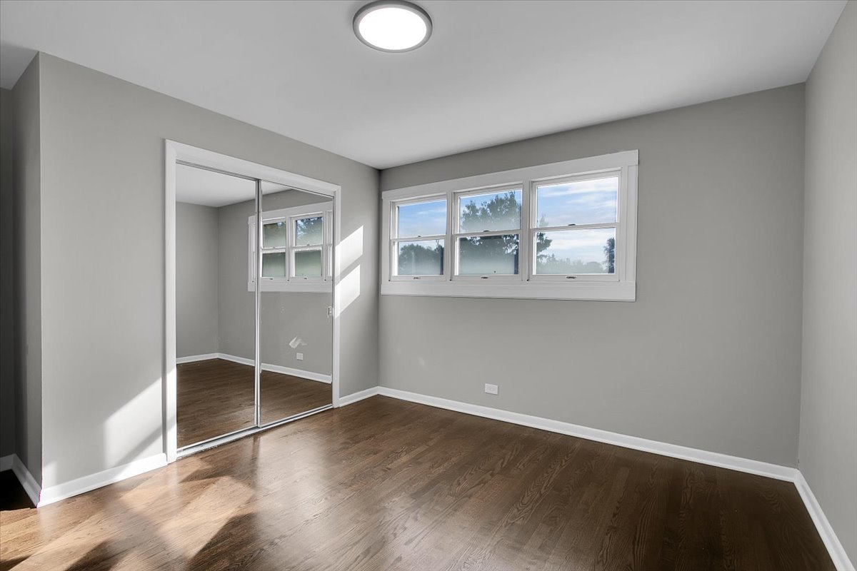 329 E Jefferson Street, Bensenville, IL 60106