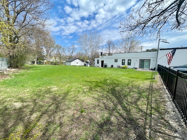 302 W Naperville Road, Westmont, IL 60559