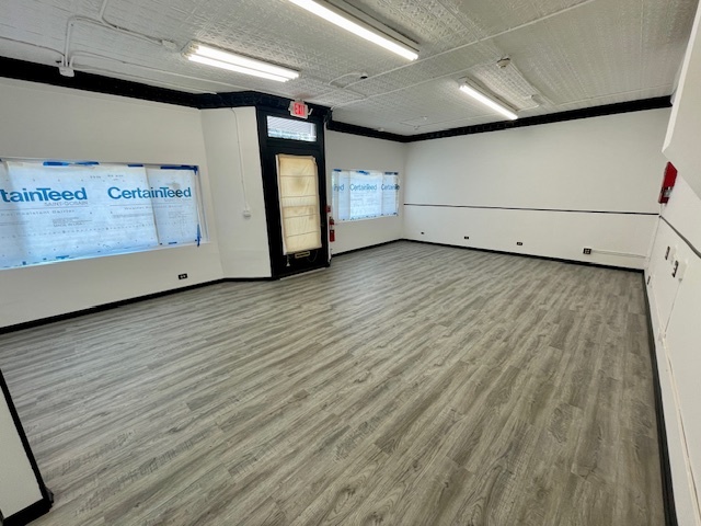 302 W Naperville Road, Westmont, IL 60559