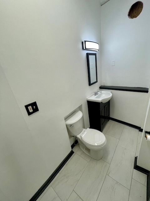 302 W Naperville Road, Westmont, IL 60559