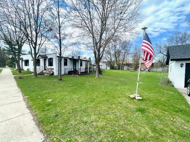 302 W Naperville Road, Westmont, IL 60559