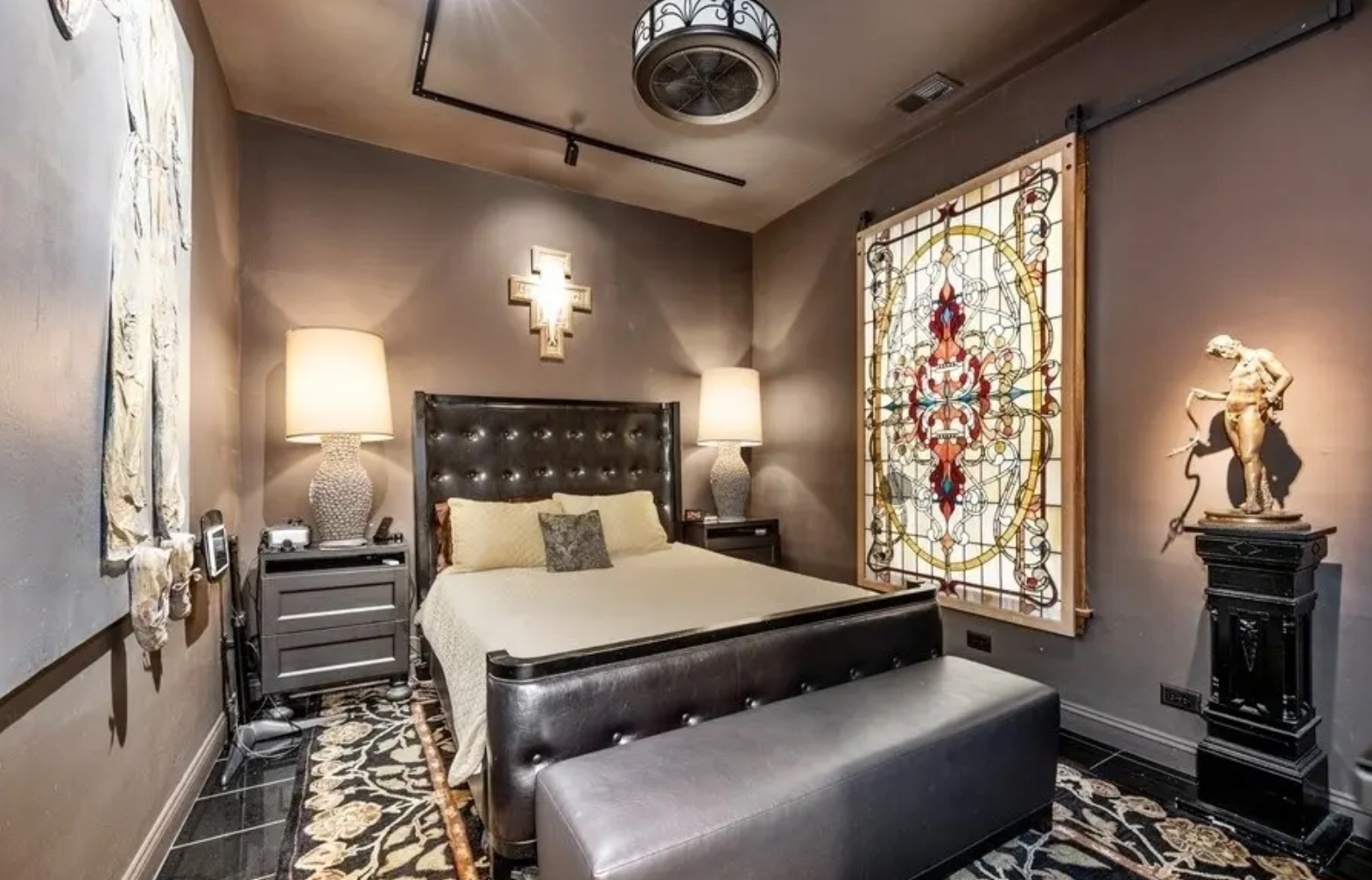 1631 N Tripp Avenue, Chicago, IL 60639