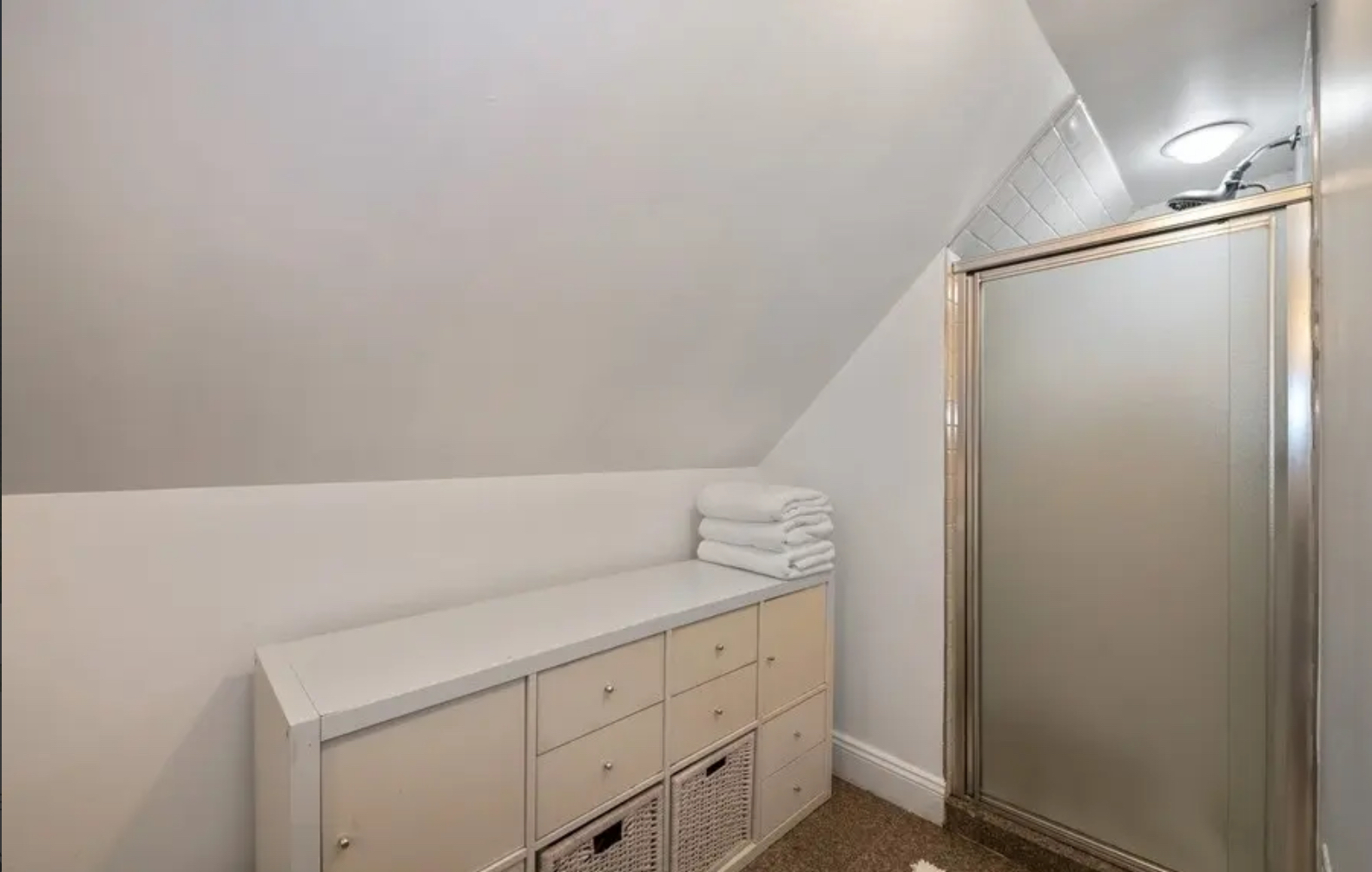 1631 N Tripp Avenue, Chicago, IL 60639