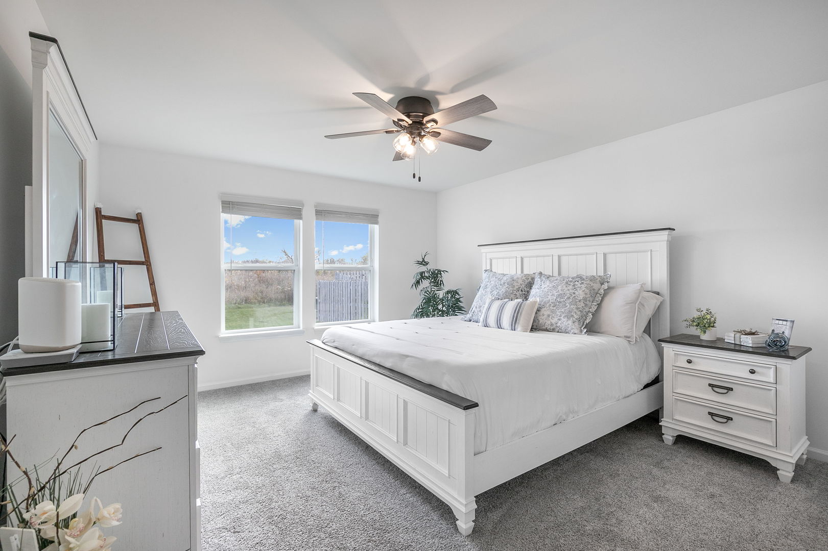 32070 Savannah Drive, Lakemoor, IL 60051