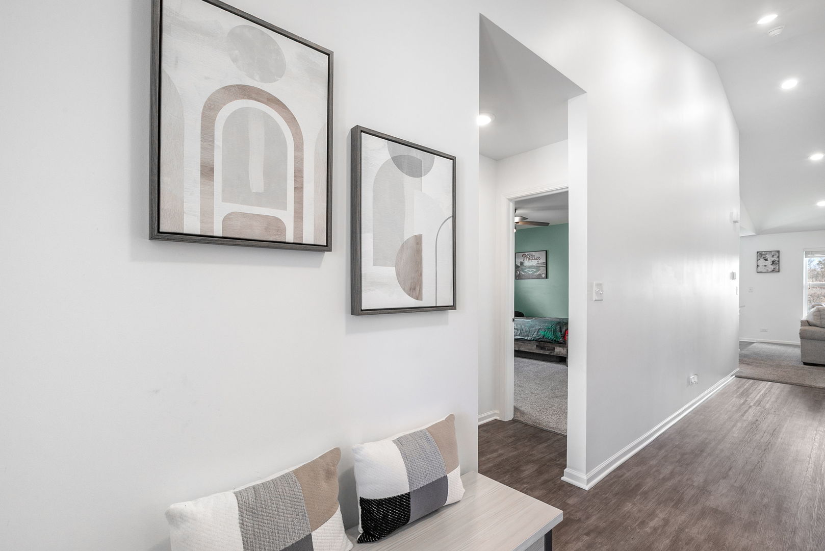 32070 Savannah Drive, Lakemoor, IL 60051