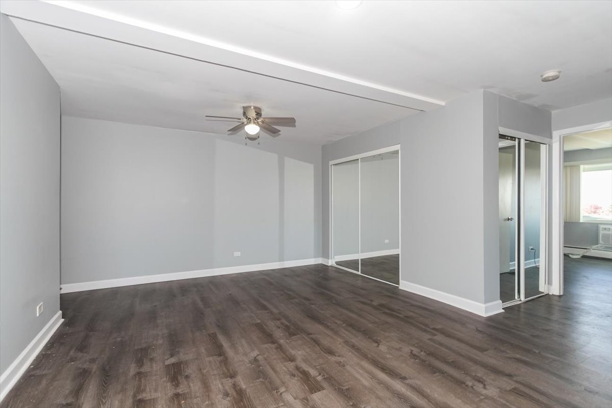 10373 Dearlove Road #4E, Glenview, IL 60025