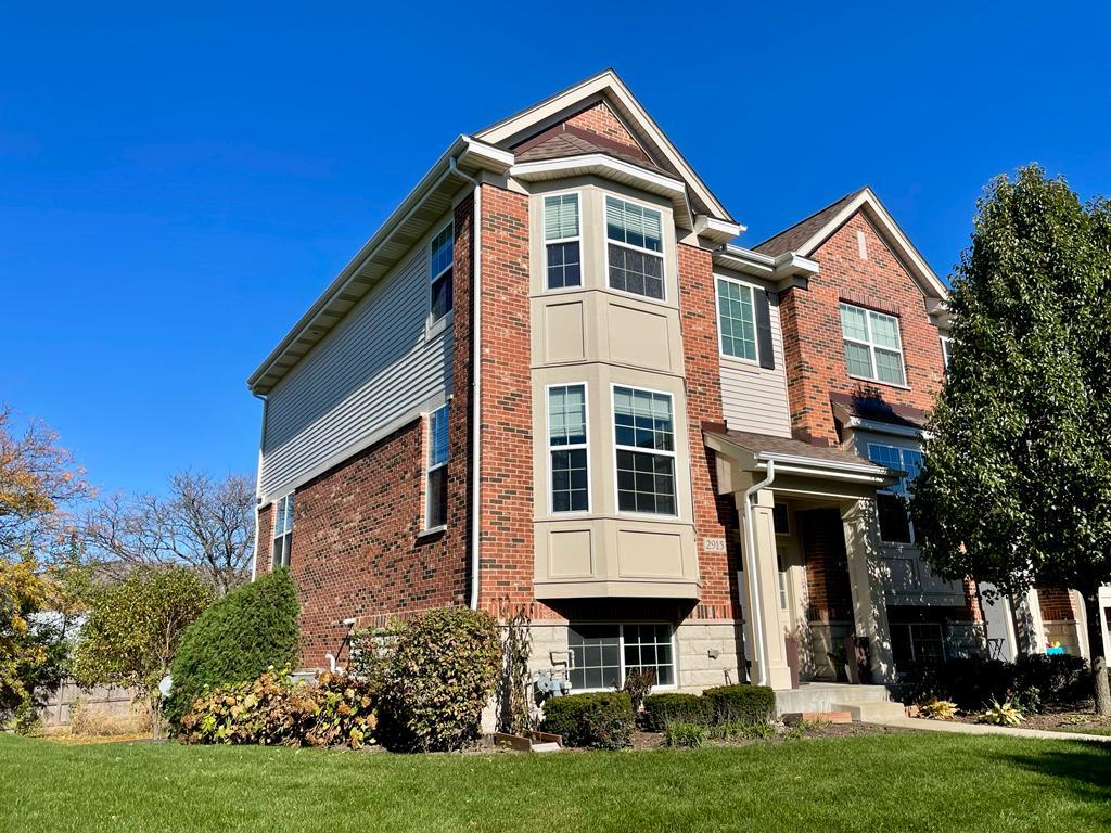 2915 Henley Lane, Naperville, IL 60540