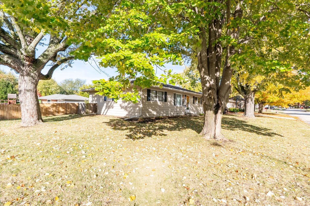 305 Highpoint Road, Normal, IL 61761