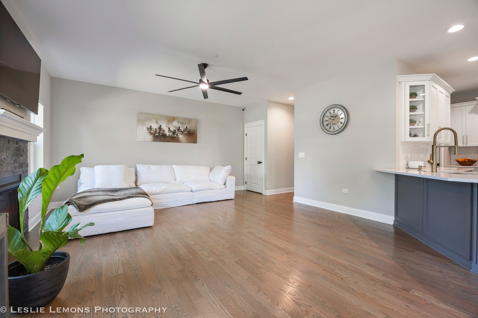 621 Bourbon Court, Naperville, IL 60565