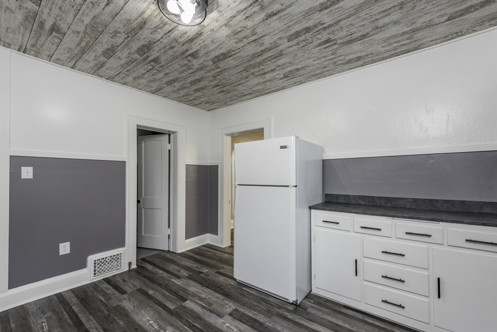 7124 26th Avenue, Kenosha, WI 53143