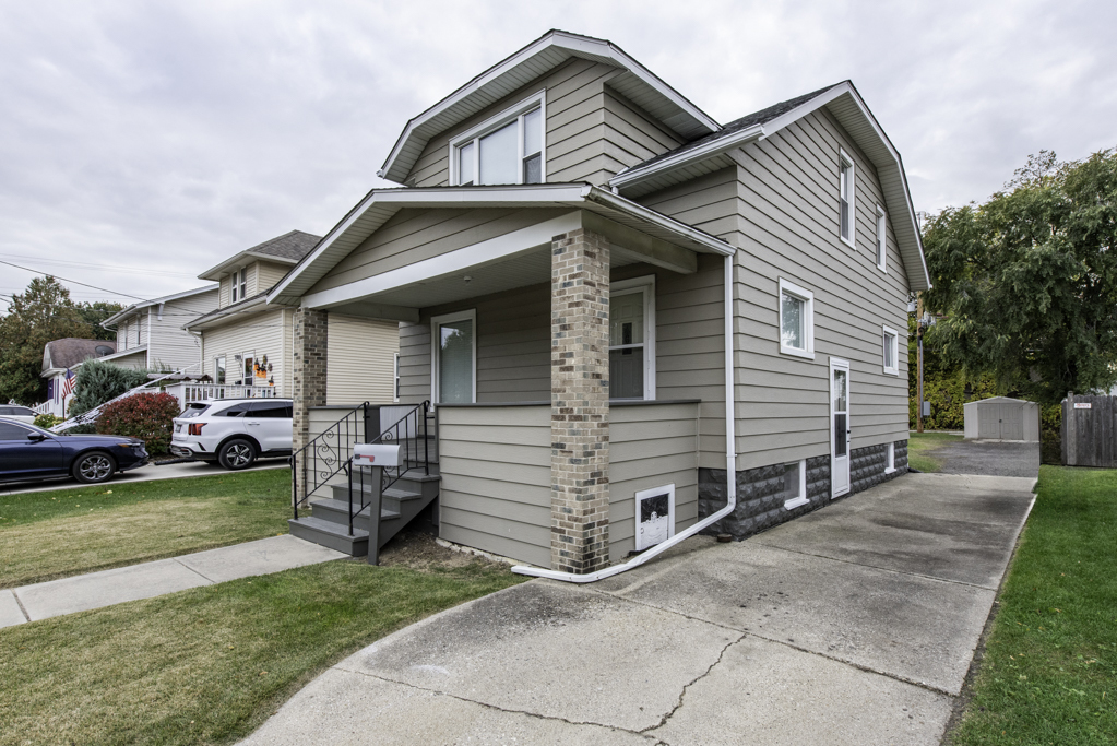 7124 26th Avenue, Kenosha, WI 53143