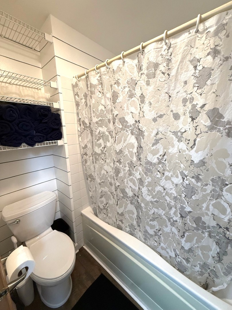 2298 Reflections Drive, Aurora, IL 60502