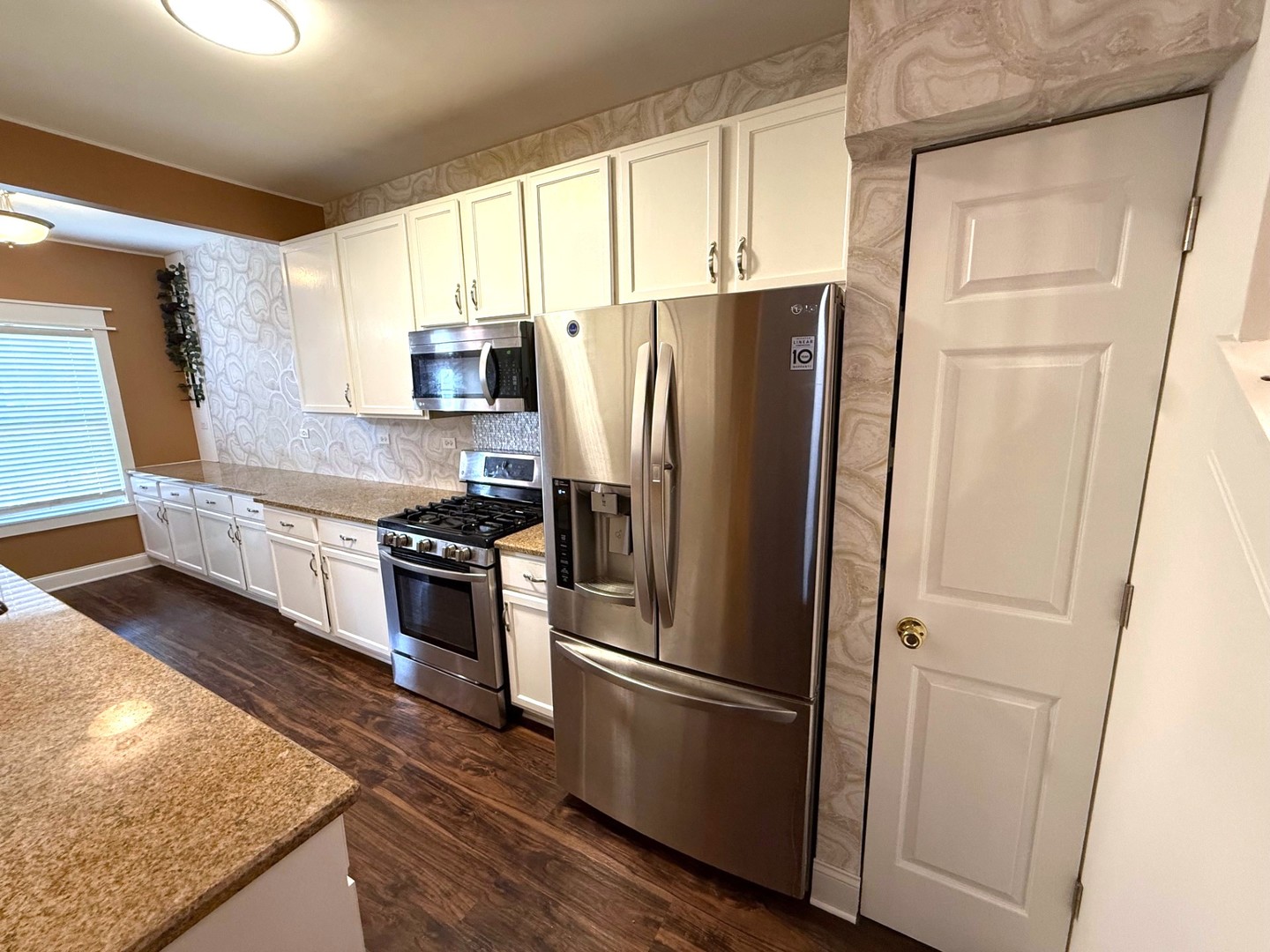 2298 Reflections Drive, Aurora, IL 60502