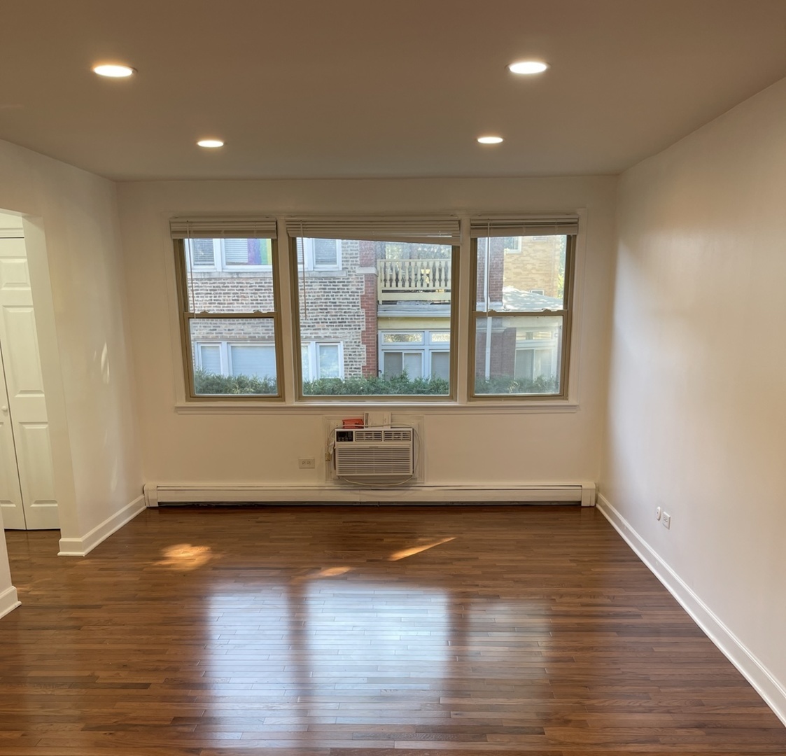 1534 W Farwell Avenue #2A, Chicago, IL 60626