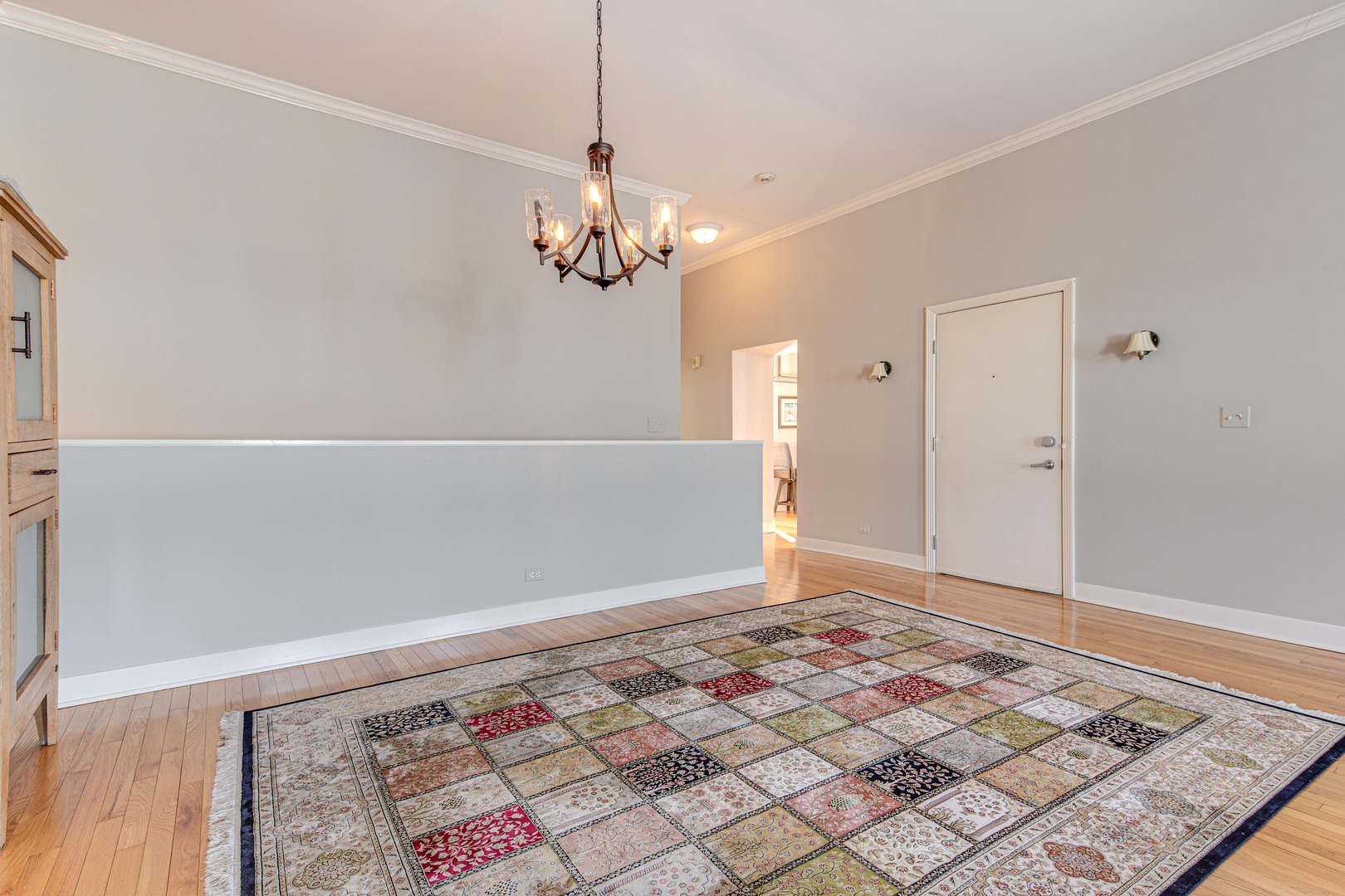 210 Leonard Wood #101, Highland Park, IL 60035