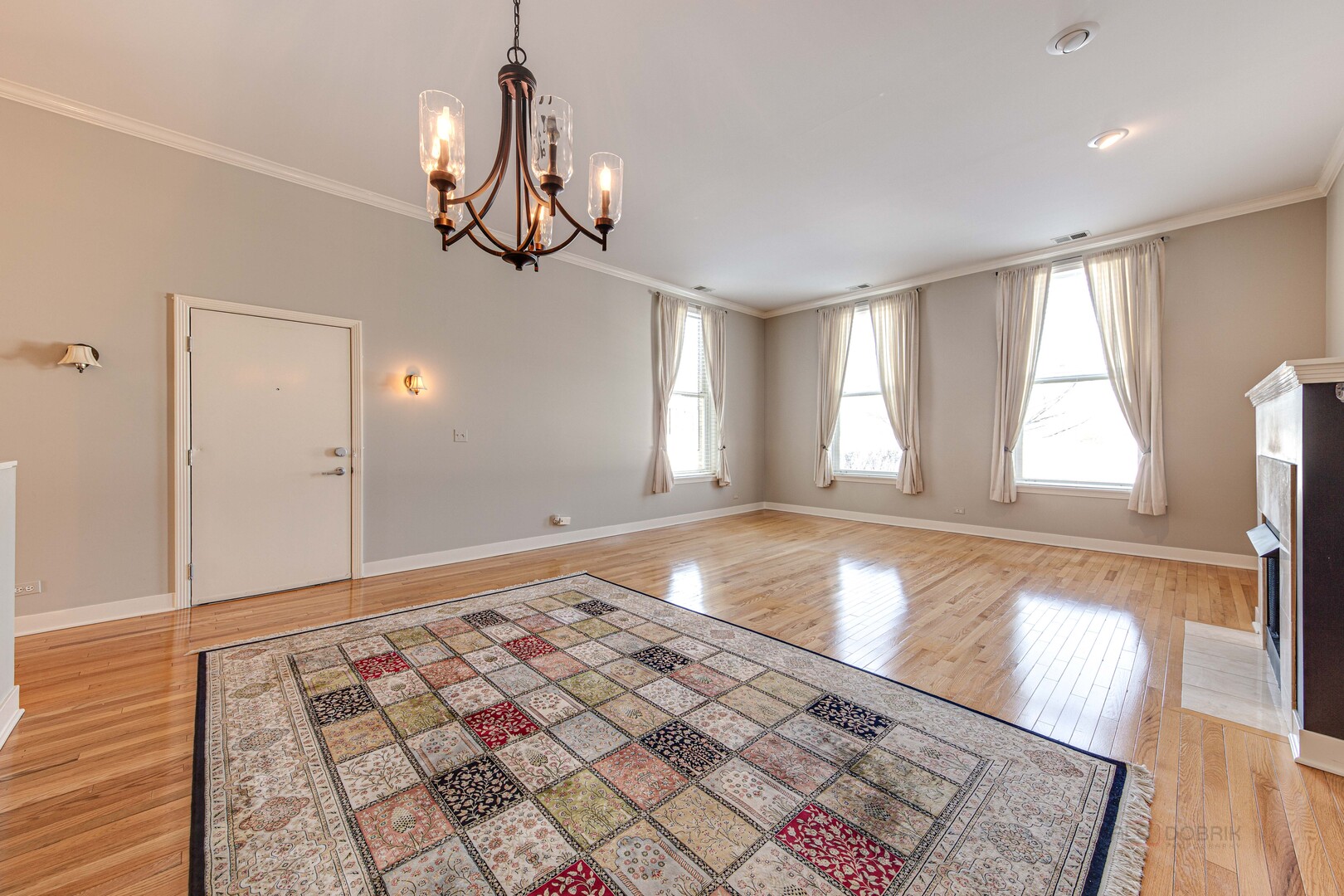 210 Leonard Wood #101, Highland Park, IL 60035