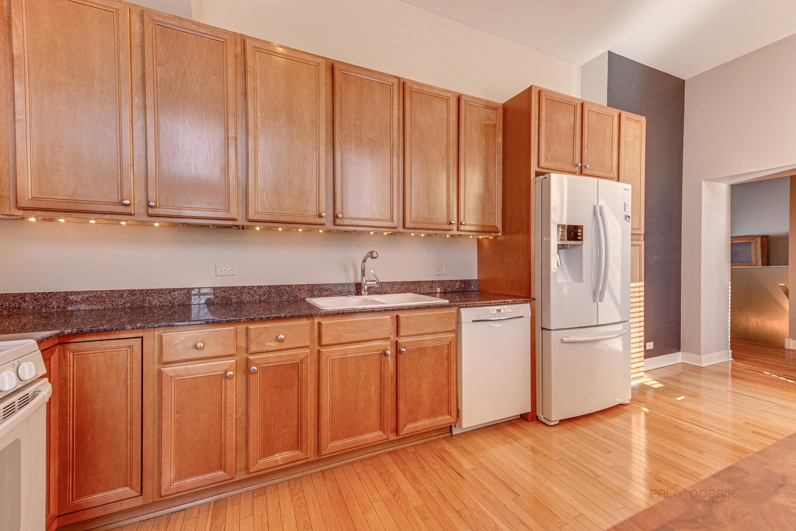 210 Leonard Wood #101, Highland Park, IL 60035