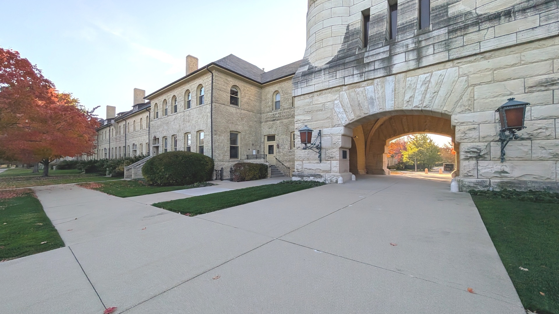 210 Leonard Wood #101, Highland Park, IL 60035