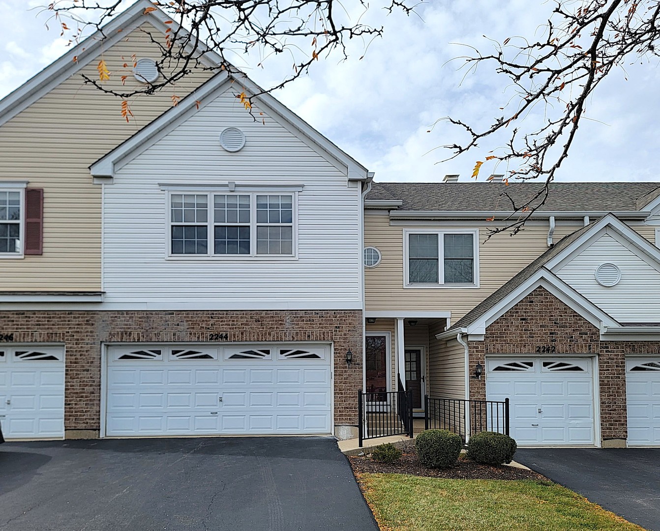 2244 S LINCOLN Street #312, Lombard, IL 60148