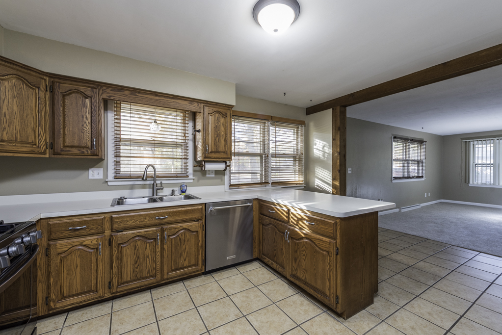 1339 Park Avenue, Winthrop Harbor, IL 60096