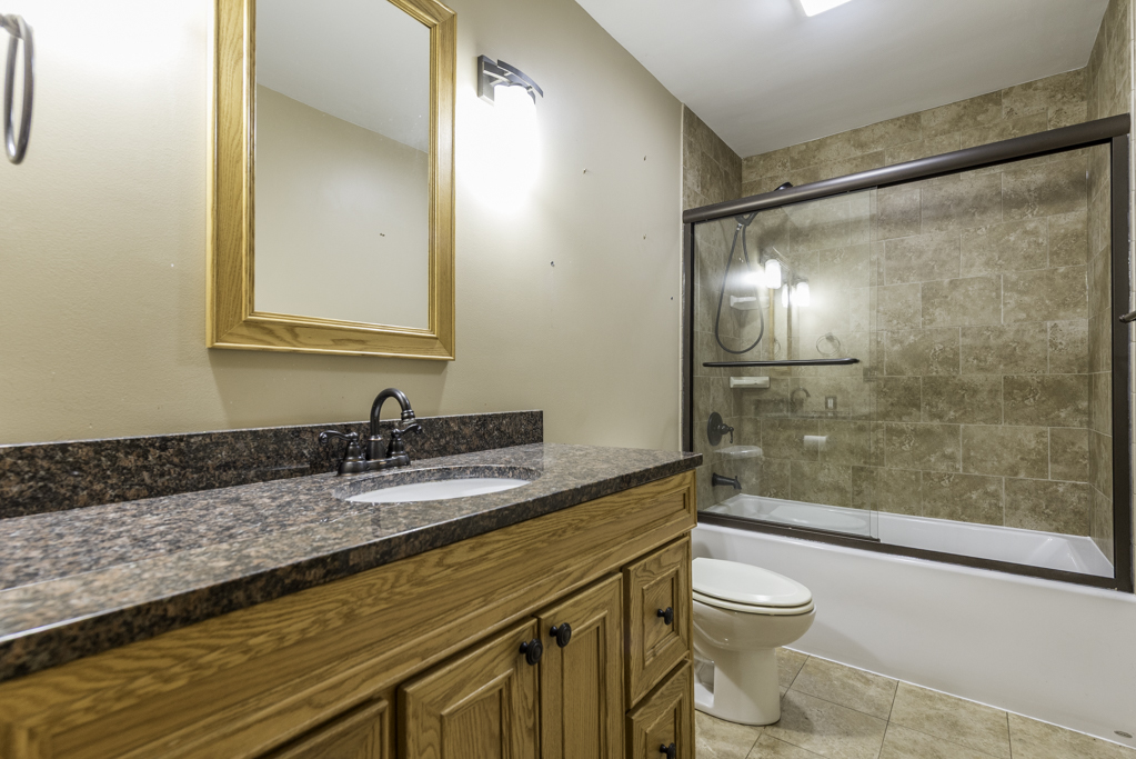 1339 Park Avenue, Winthrop Harbor, IL 60096