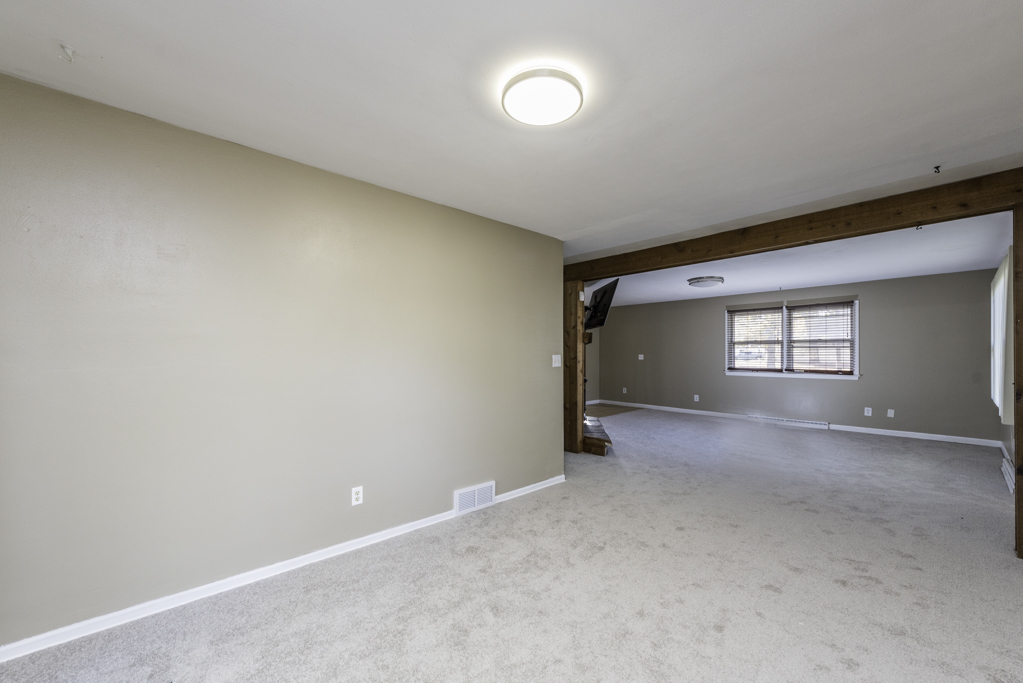 1339 Park Avenue, Winthrop Harbor, IL 60096