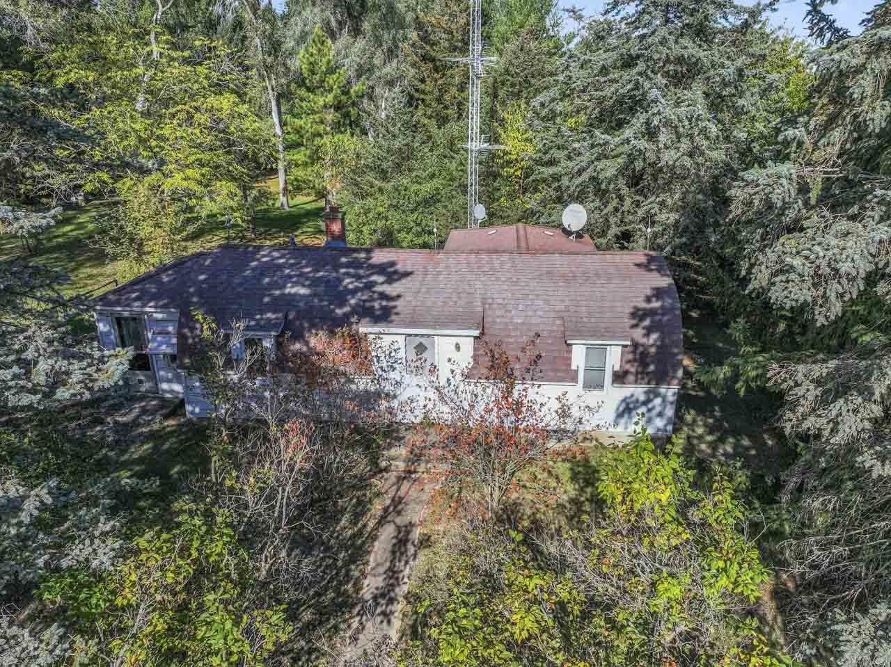 10330 336th Avenue, Randall, WI 53181