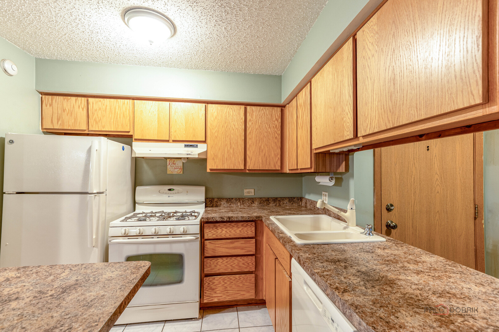 15 Echo Court #8, Vernon Hills, IL 60061