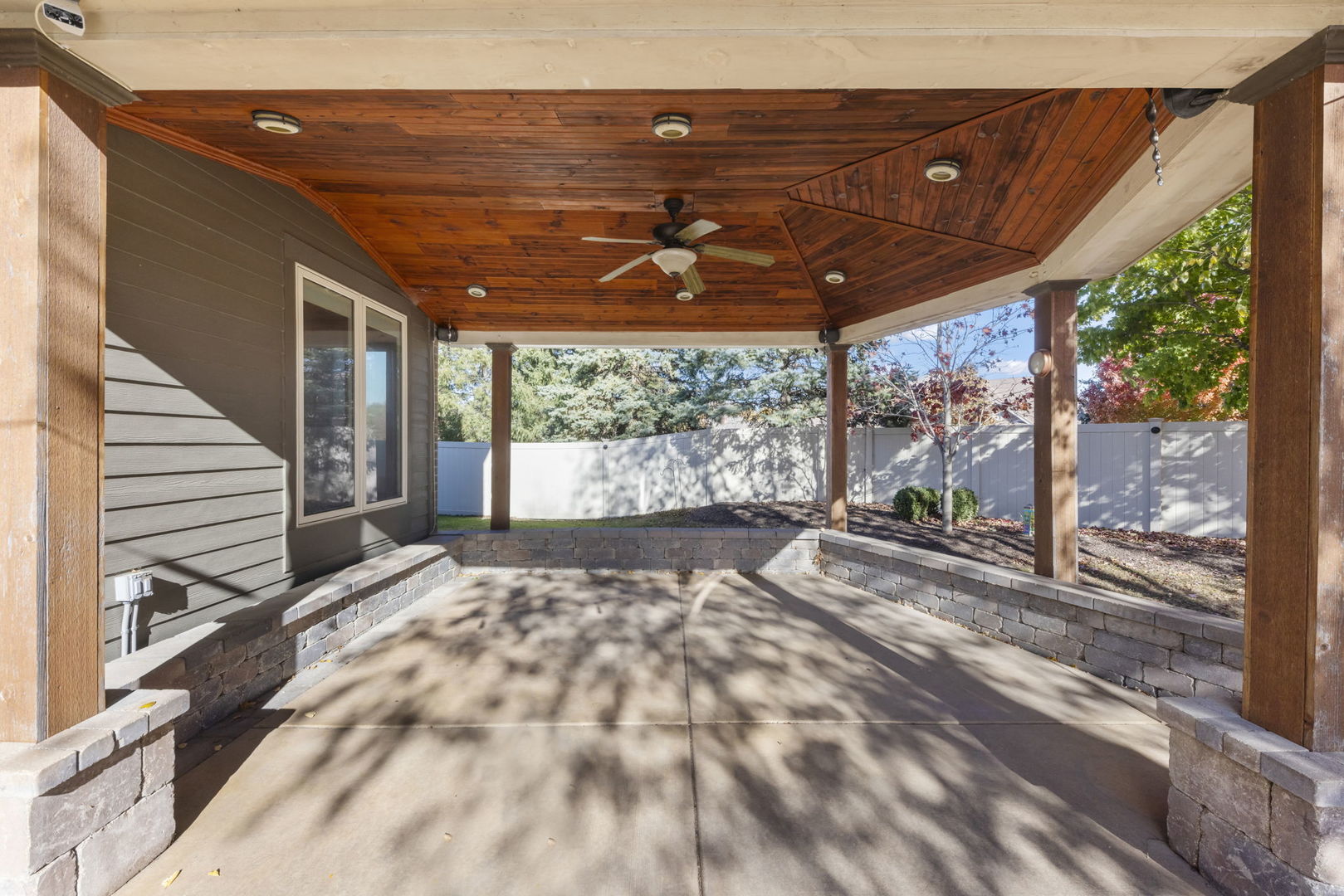 1375 Lakeside Lane, Morris, IL 60450