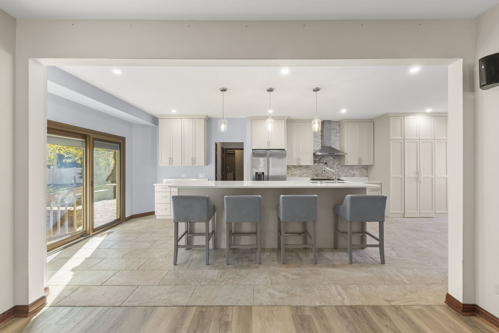 1375 Lakeside Lane, Morris, IL 60450