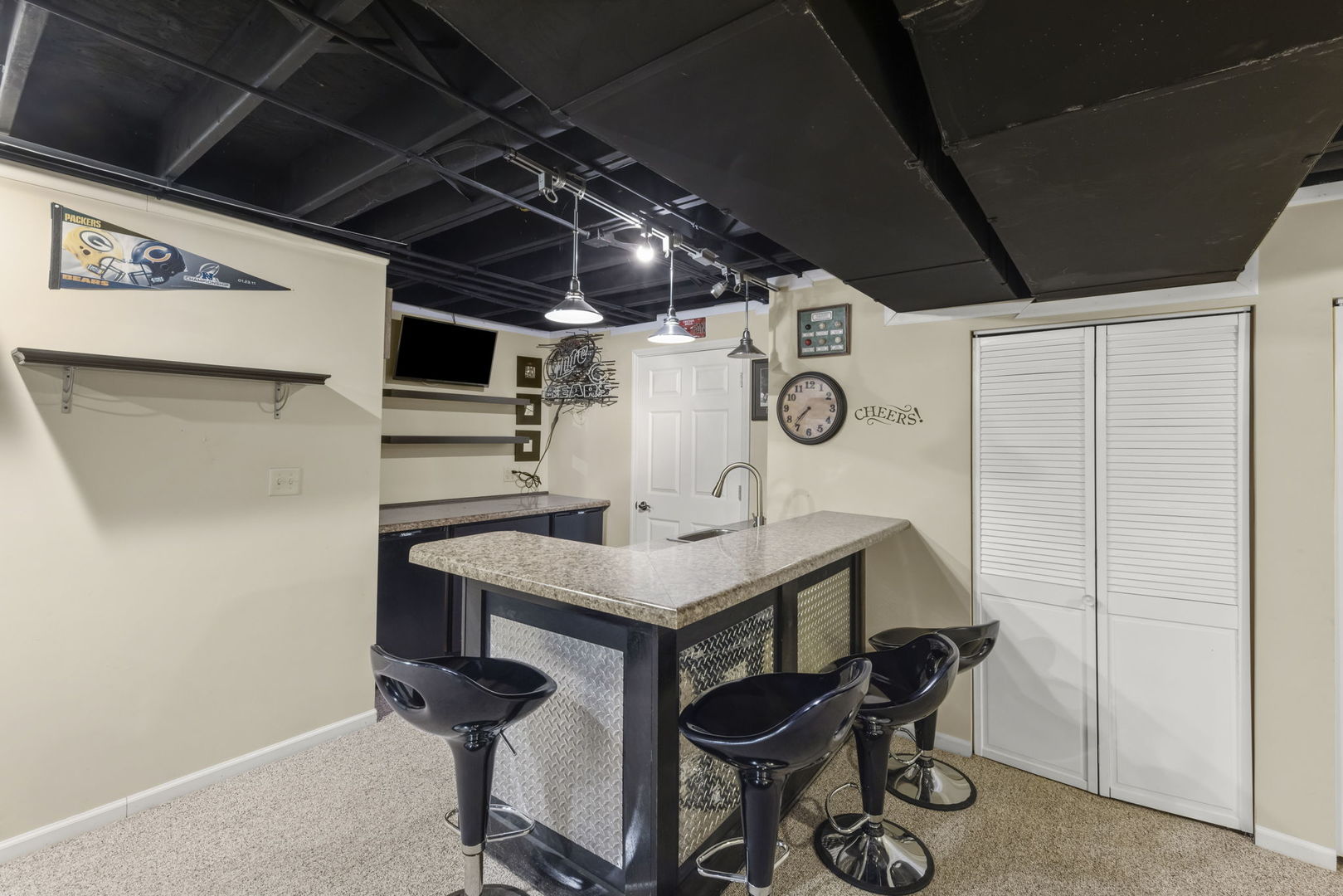 1375 Lakeside Lane, Morris, IL 60450