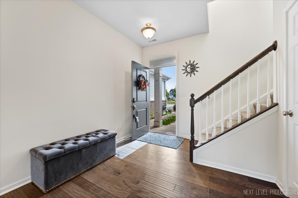 4105 Winslow Court, Aurora, IL 60504