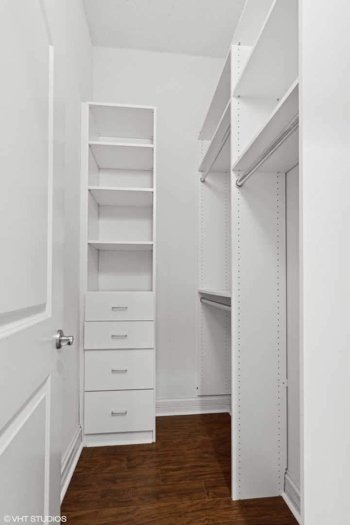 3630 N Harlem Avenue #205, Chicago, IL 60634