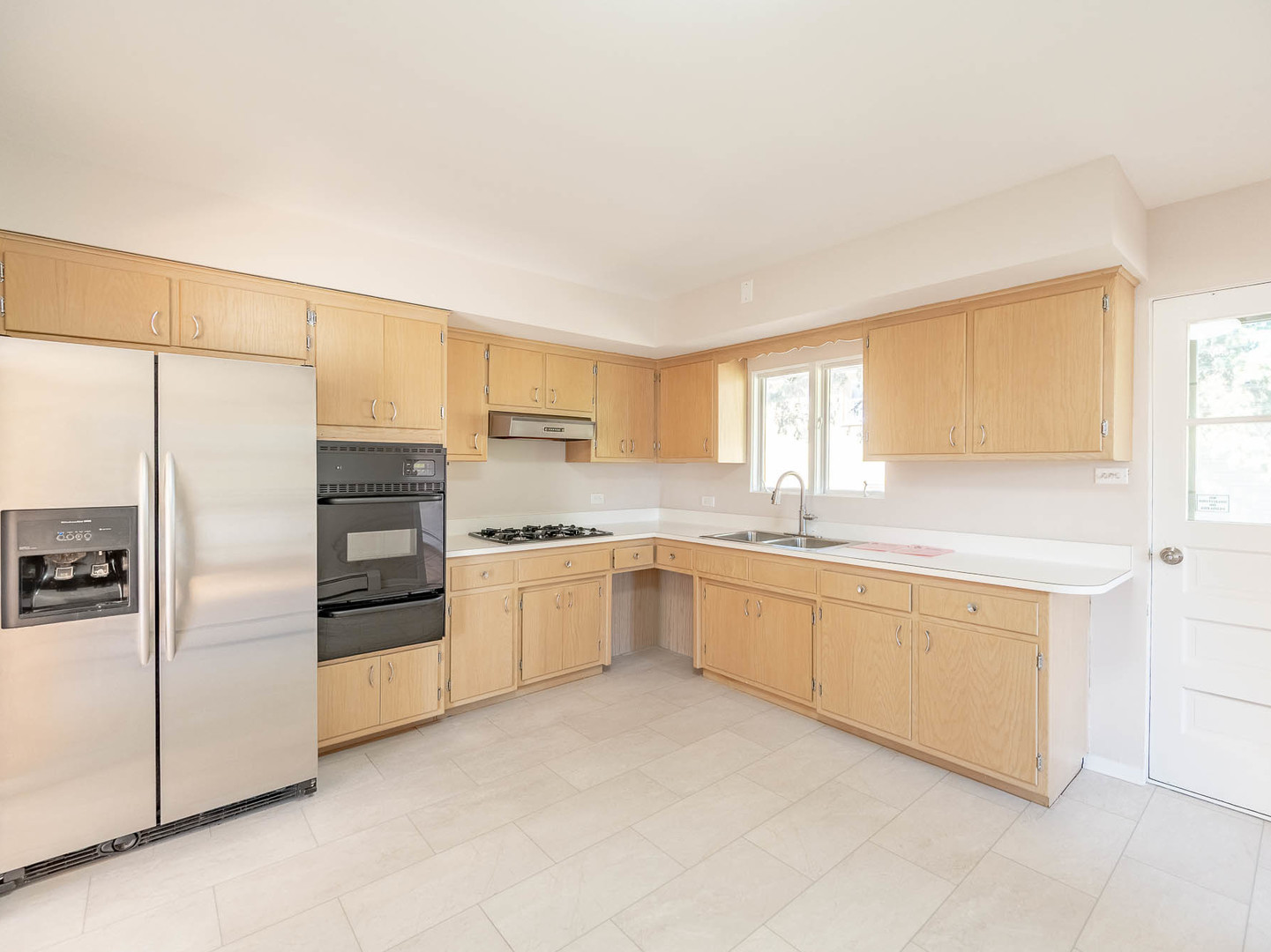 2858 Kensington Avenue, Westchester, IL 60154