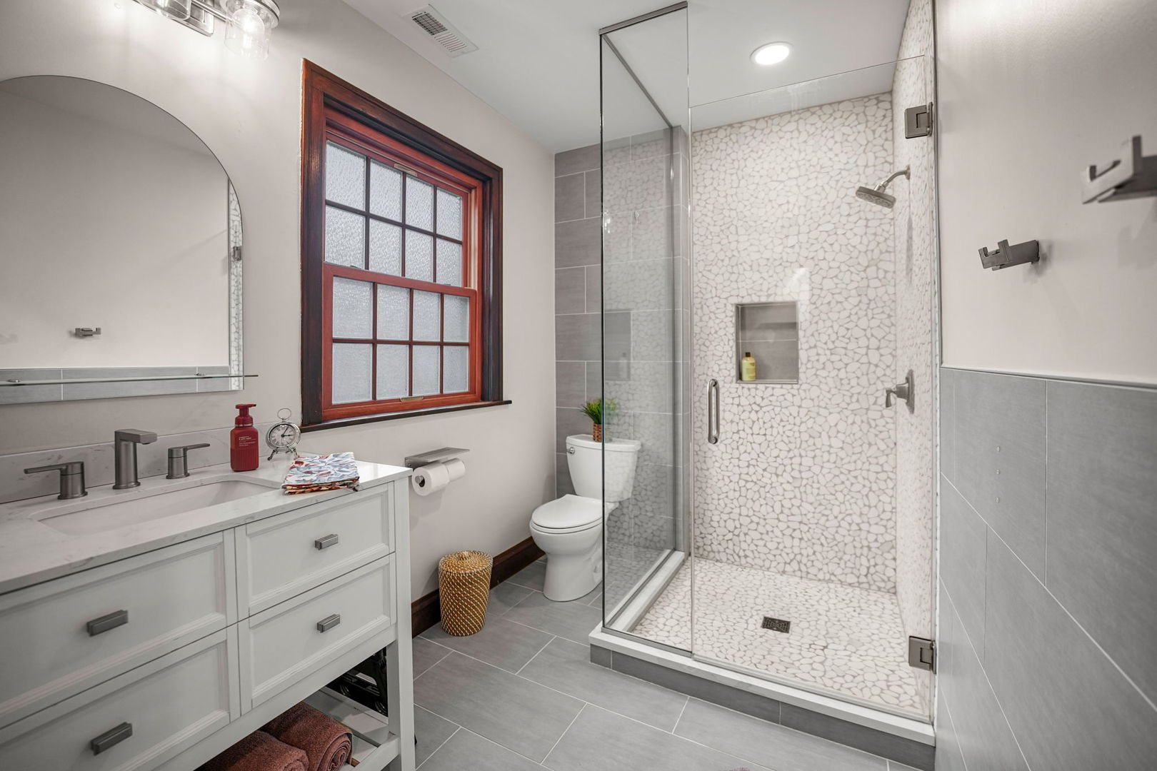 10022 S Seeley Avenue, Chicago, IL 60643